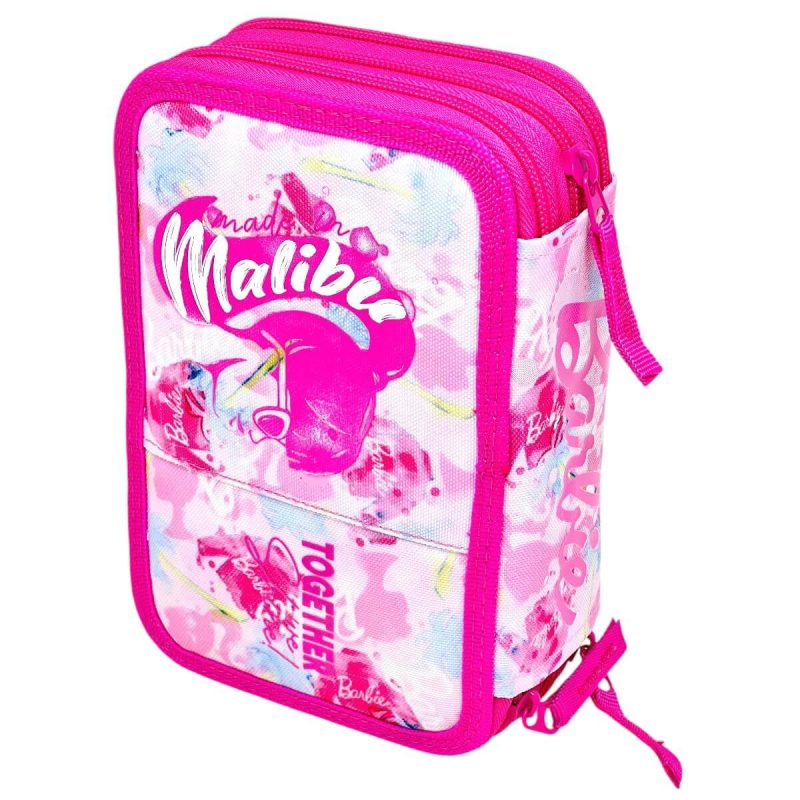Astuccio Barbie 3 zip chiuso, vista tre quarti con stampa Made for Malibu e profili fucsia