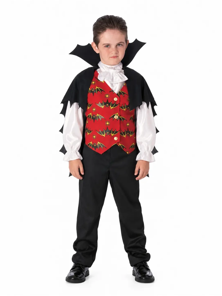 Foto originale del costume Dracula Rubies 883796: gilet rosso con pipistrelli, camicia bianca, mantello e pantaloni neri.